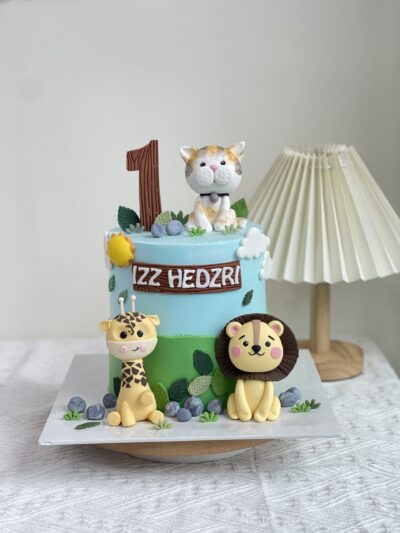 Izz Hedzri's Animal Cake