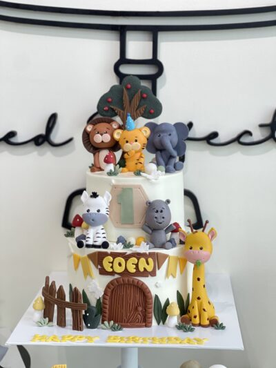 Eoen's 2-Tier Animal Cake