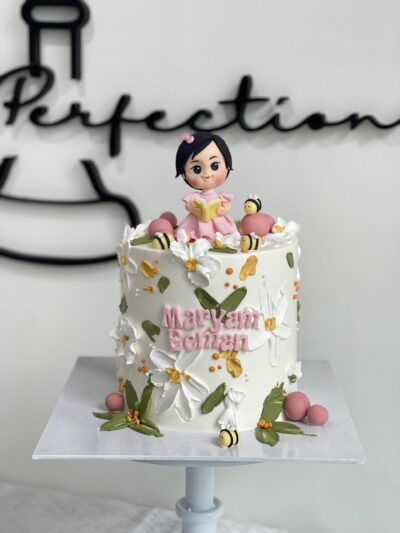 Maryam Eeman's Baby Girl on Flower Cake