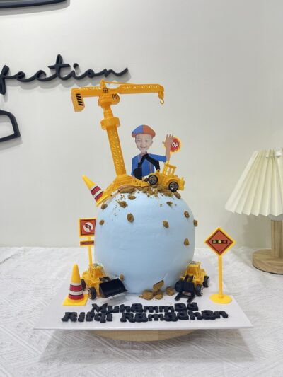 Unique Custom Cakes KL