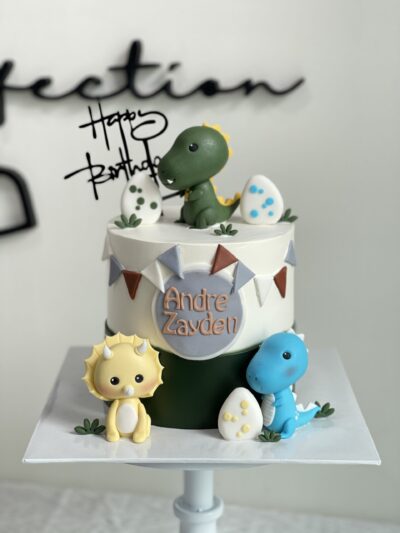 Andre Zayden's Dinosaur Cake