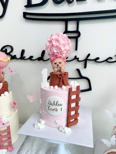 Dahlia's Bear in Flower Hot Air Balloon Cake