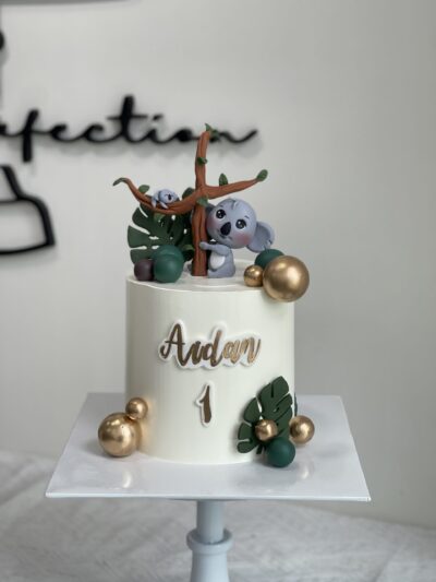 Aidan's Koala on Tree Cake