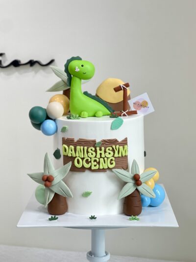 Danishsym Oceng's Dinosaur Cake