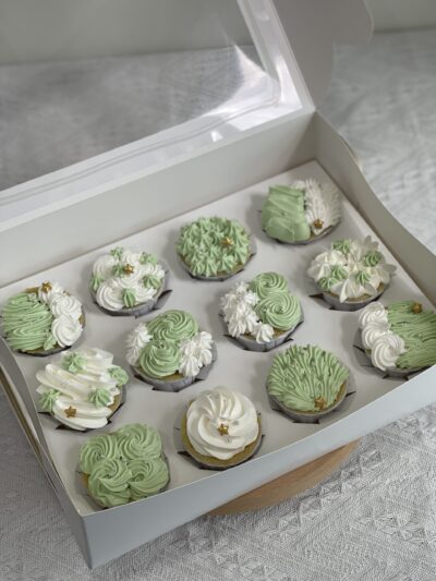 Green & White Aesthetic Cupcake