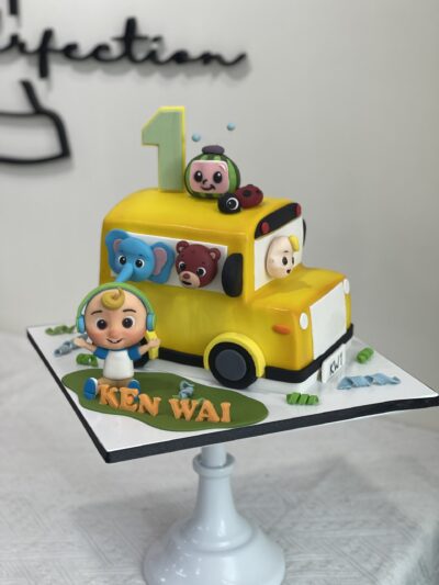 Ken Wai's 3D Cocomelon Bus Cake