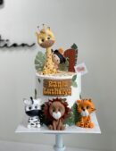 Rania Luthfiya's Baby Girl and Animal Cake