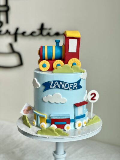 Zander's Train Cake